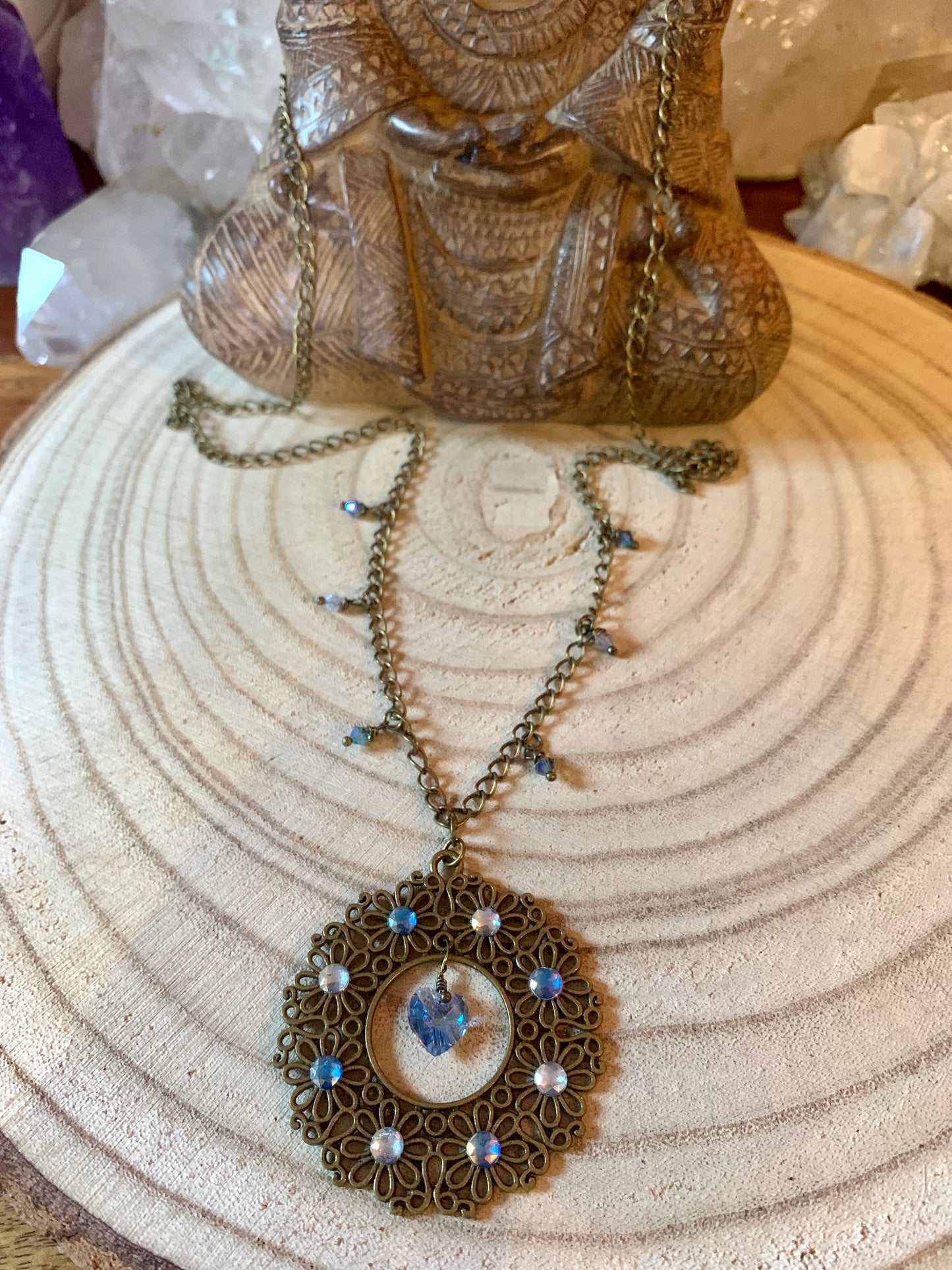 Bijou vibratoire d'intention : chakra gorge "Amour de sautoir chakra Gorge"