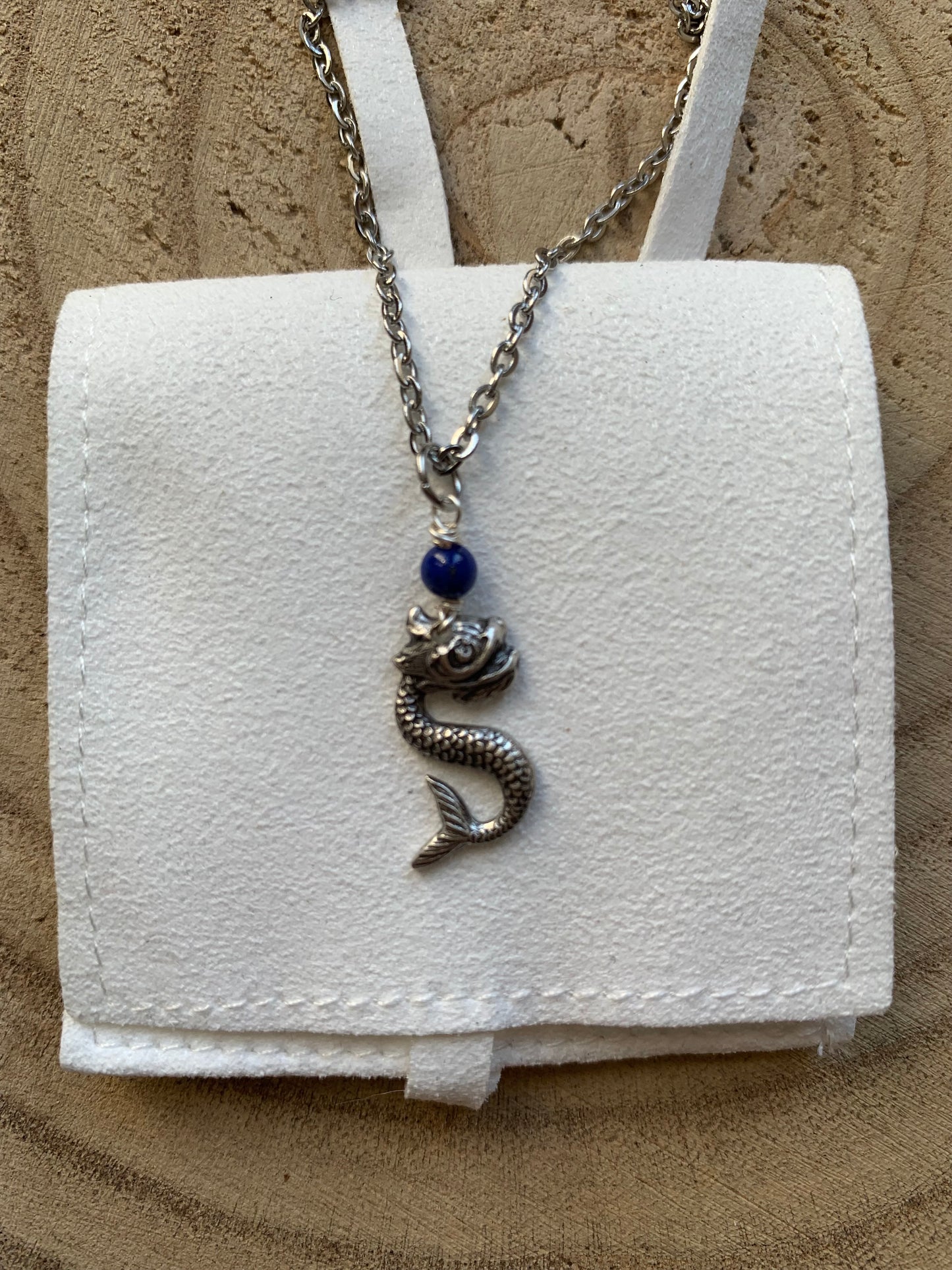 Bijou vibratoire d'intention : aide à la reconnexion du Féminin Sacrée avec l'énergie du Serpent cosmic