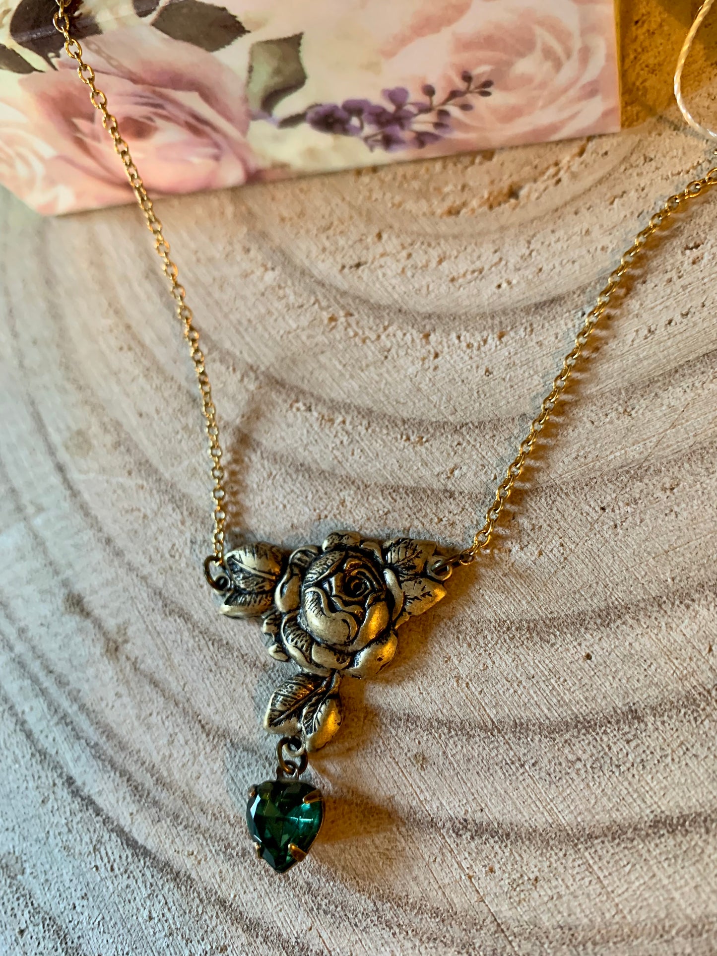 Bijou vibratoire d'intention : chakra coeur "Intention d'Amour"