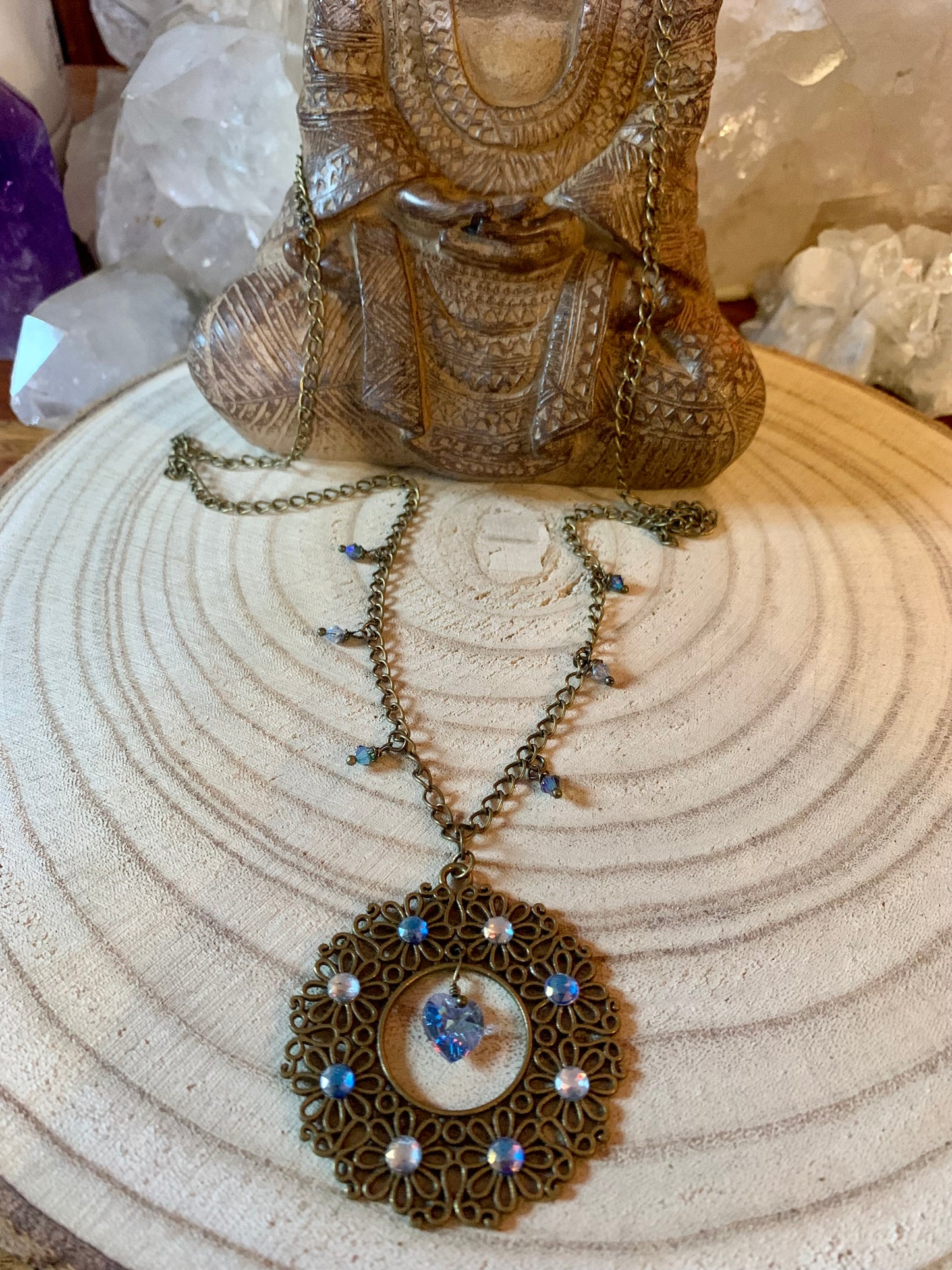 Bijou vibratoire d'intention : chakra gorge "Amour de sautoir chakra Gorge"