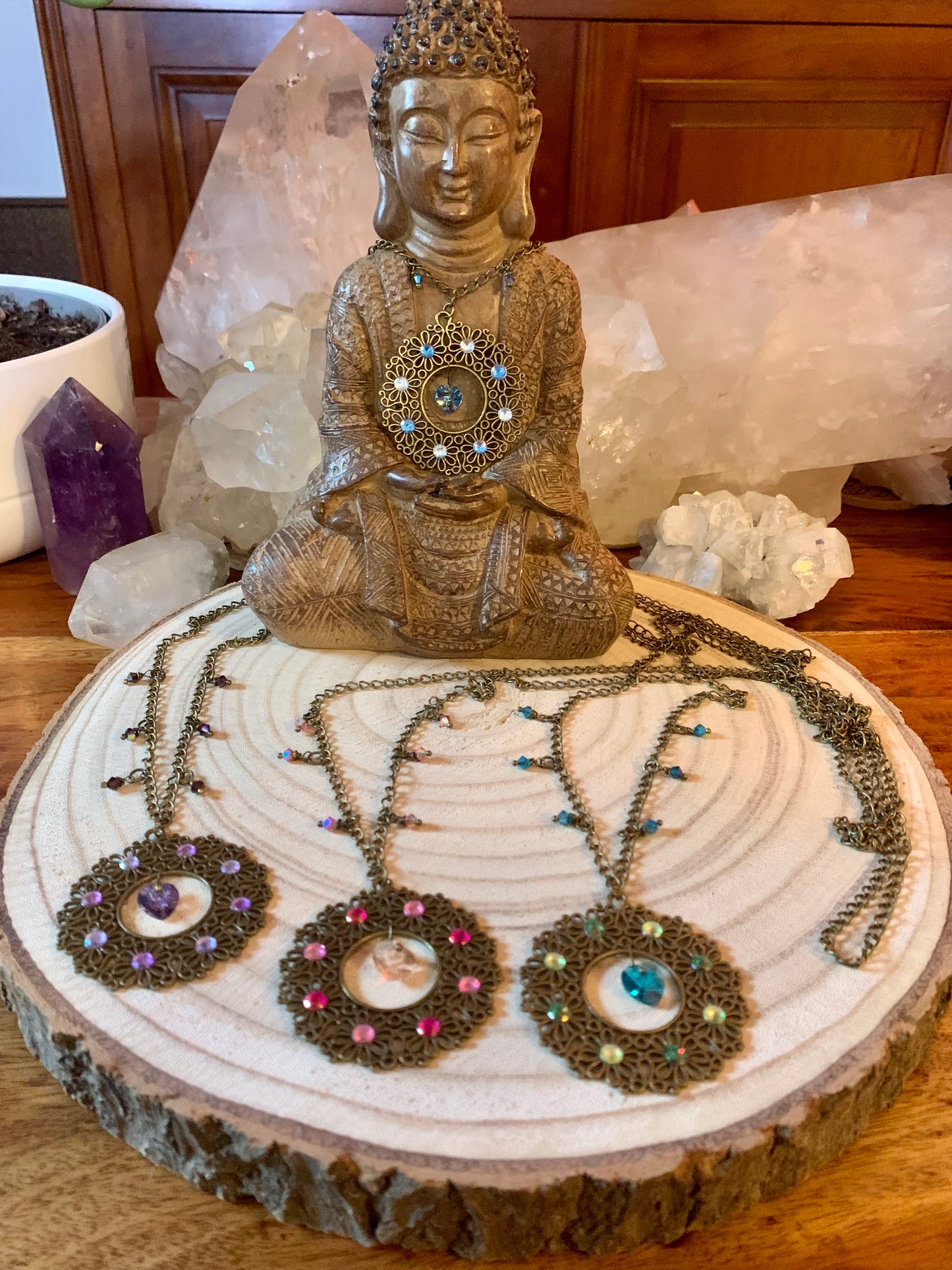 Bijou vibratoire d'intention : chakra gorge "Amour de sautoir chakra Gorge"