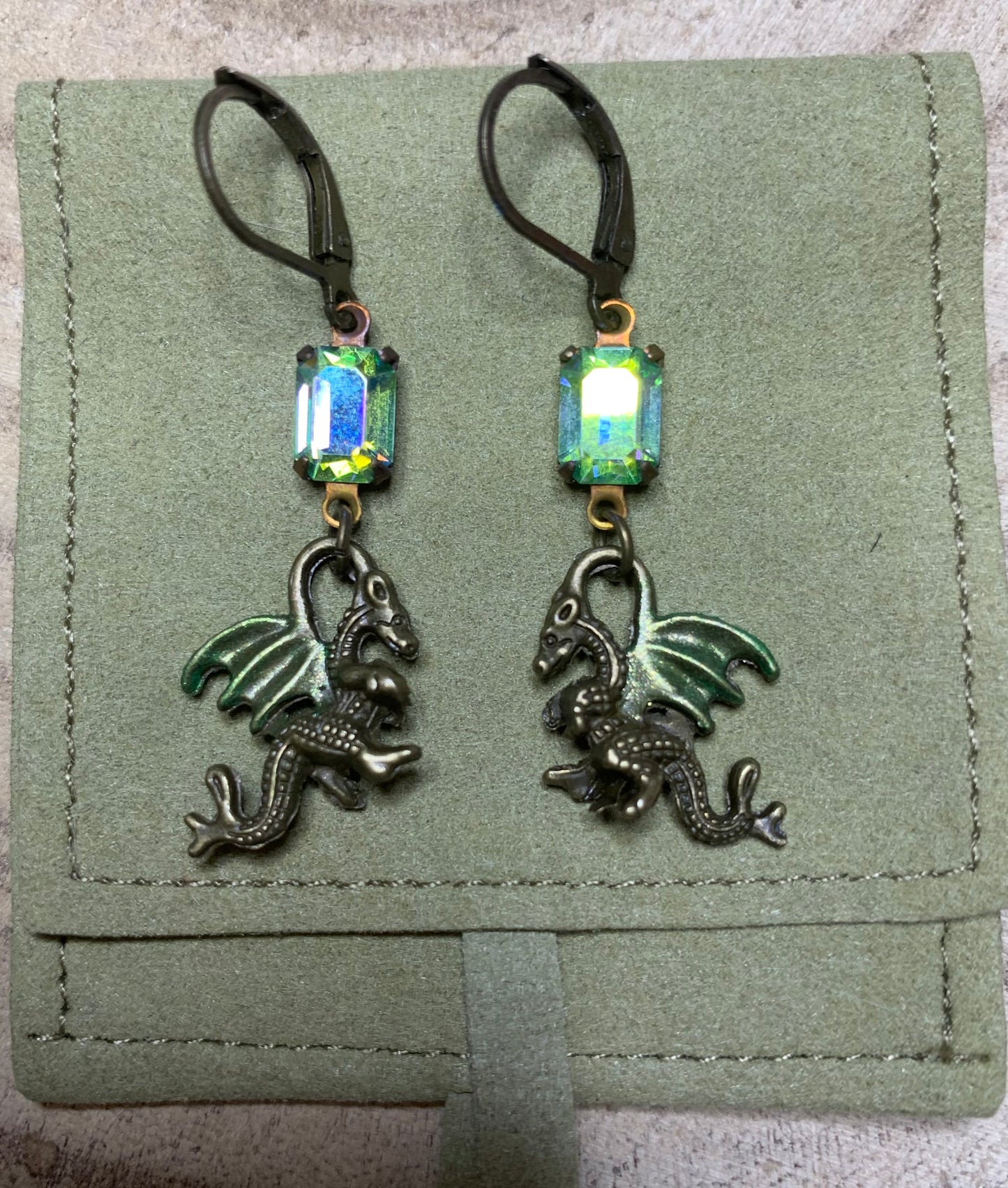 Bijou vibratoire de Conscience, énergie Dragon : Dragon Vert Dragon de Vie