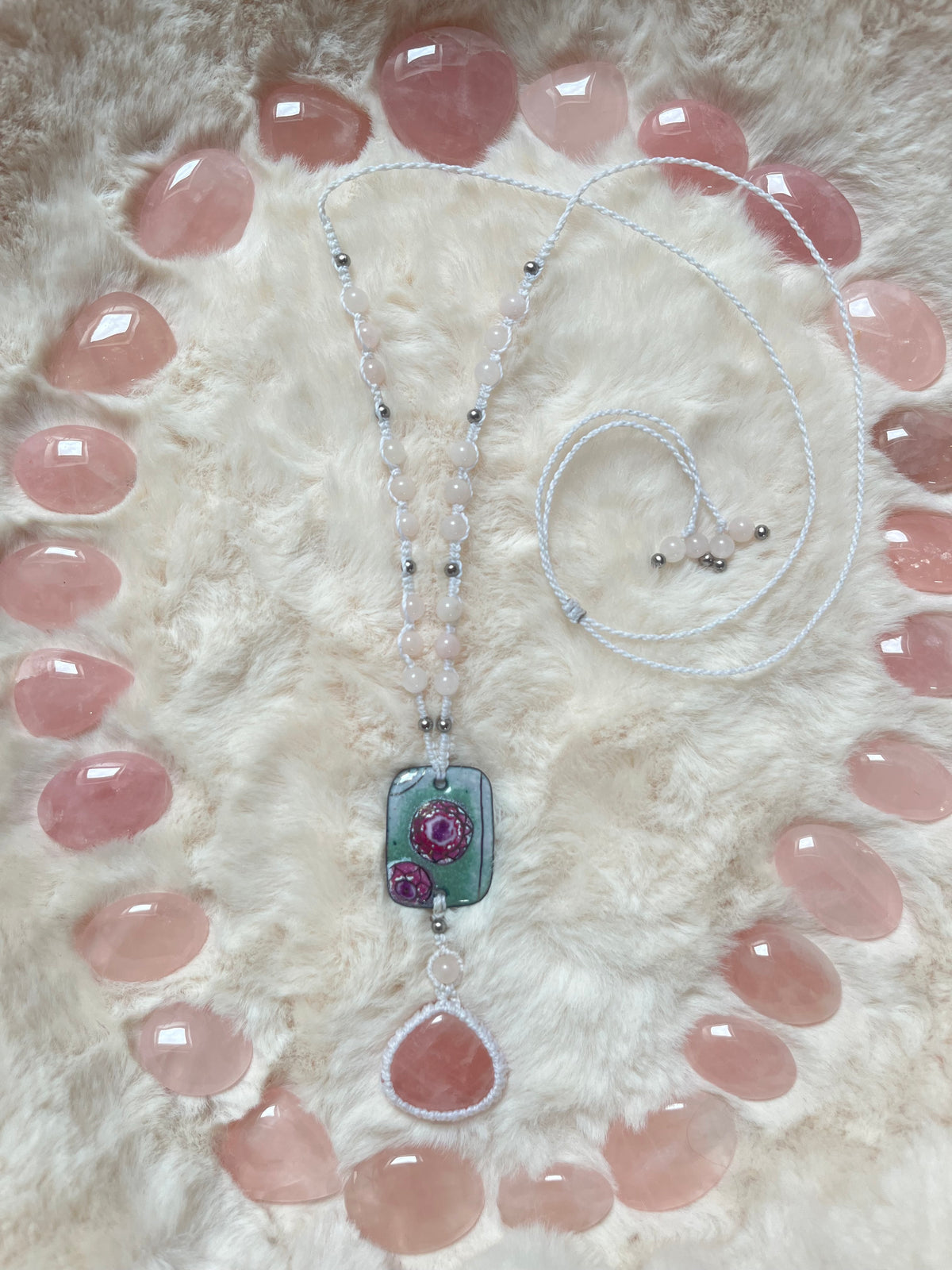 Collier-sautoir  MYRIAM'A Médecine de la Rose