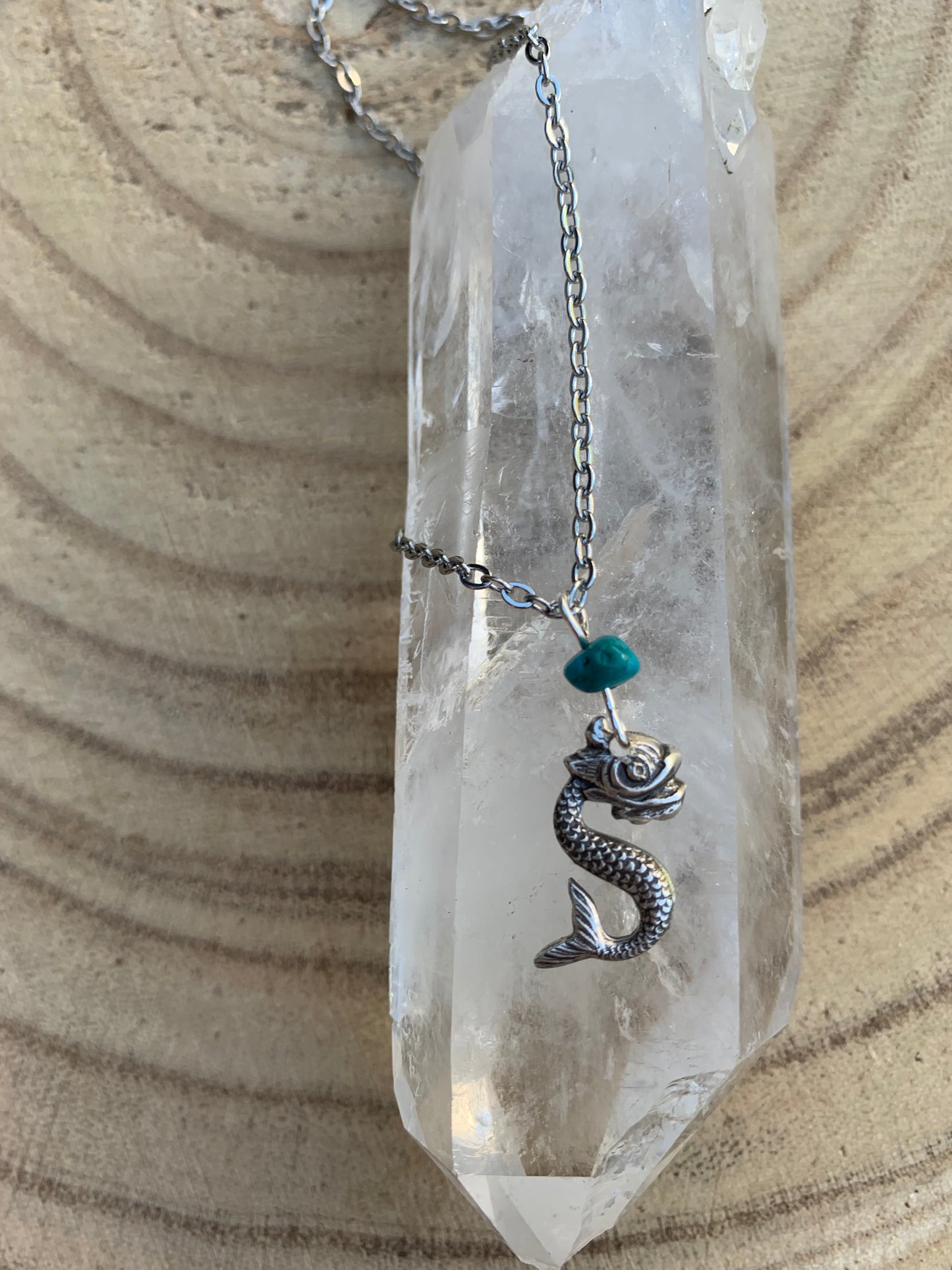 Bijou vibratoire d'intention : aide à la reconnexion du Féminin Sacrée avec l'énergie du Serpent cosmique, la dragonne primordiale Tiamat