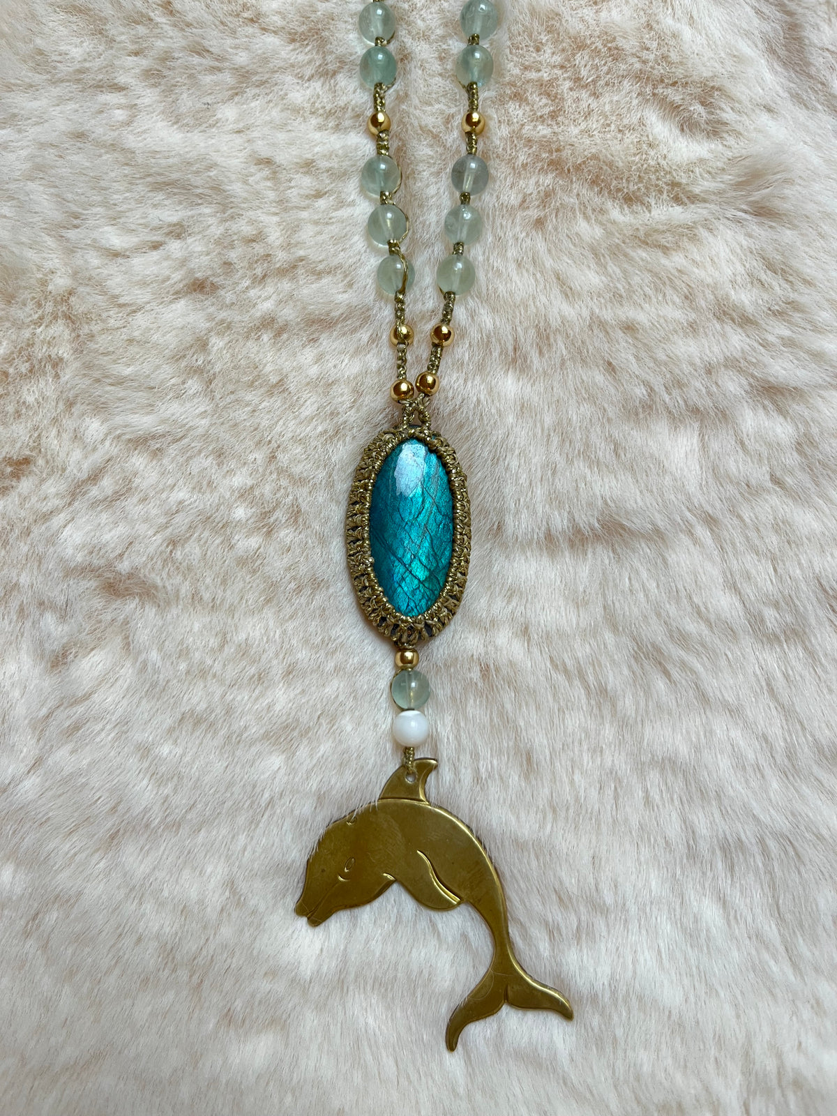 Collier-sautoir JOA-AlCHIMIA énergie des MAÎTRES DAUPHINS