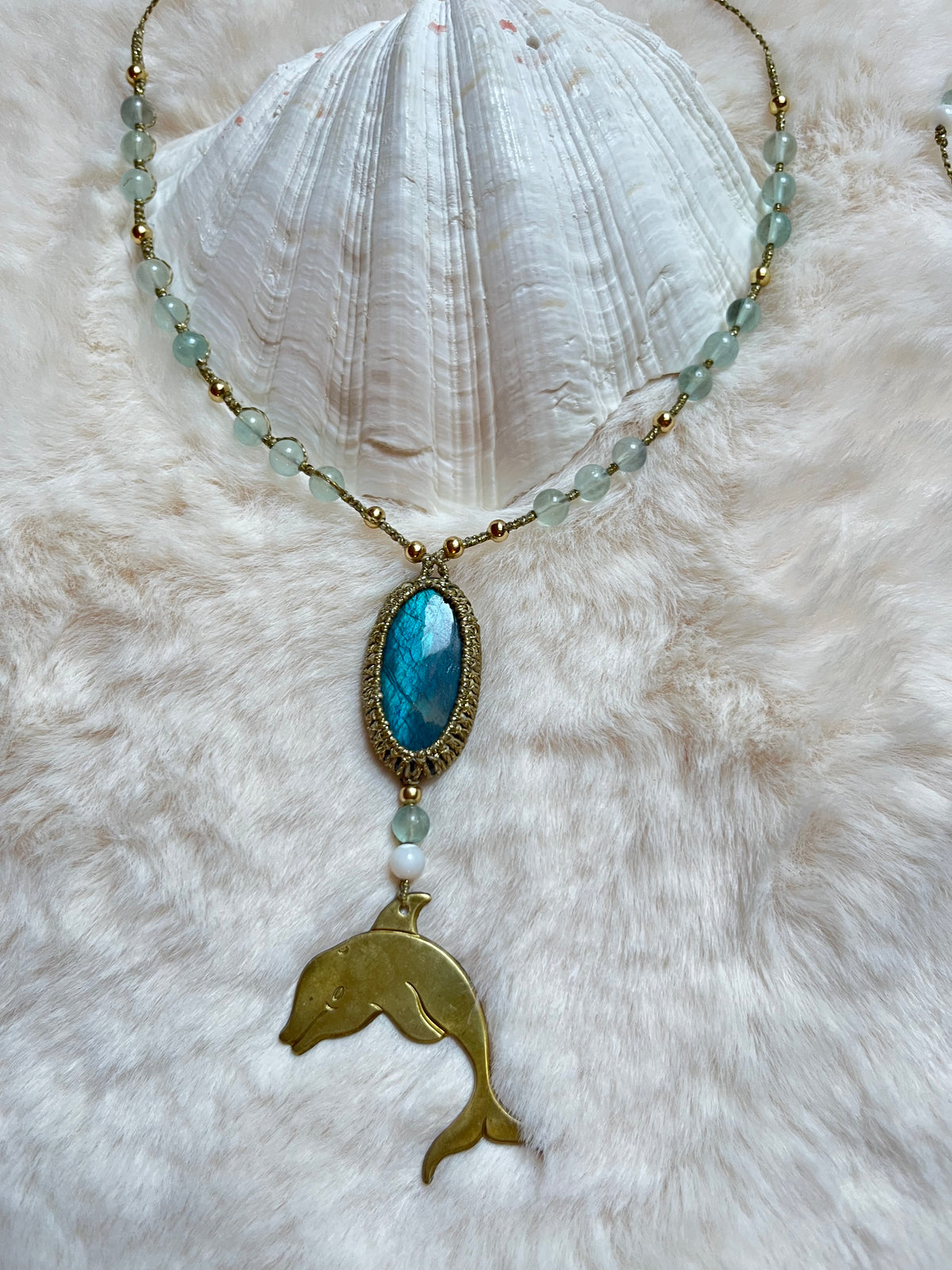 Collier-sautoir JOA-AlCHIMIA énergie des MAÎTRES DAUPHINS