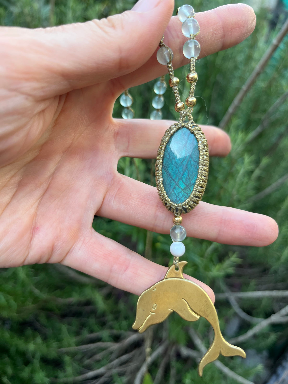 Collier-sautoir JOA-AlCHIMIA énergie des MAÎTRES DAUPHINS