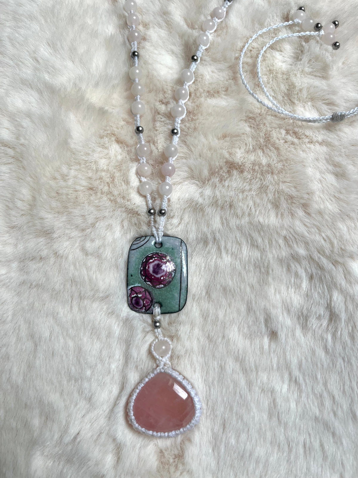Collier-sautoir  MYRIAM'A Médecine de la Rose